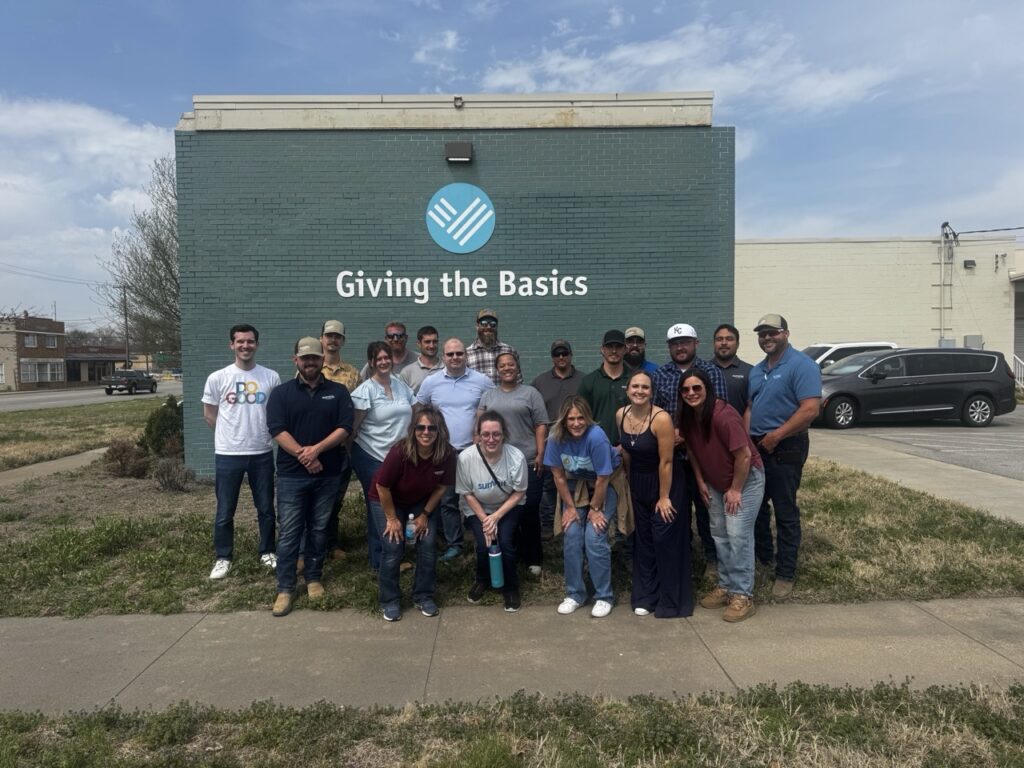 Summit Homes Volunteers