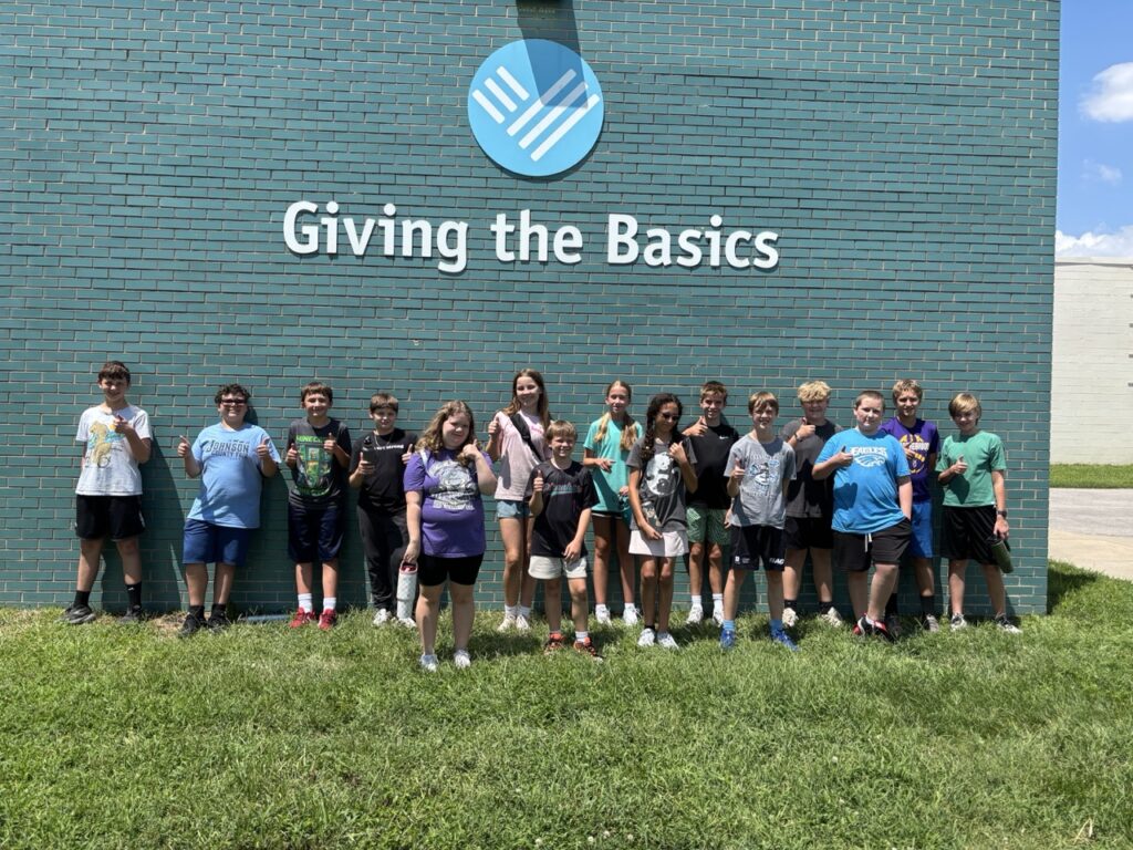 Resurrection 6th Grade Volunteers